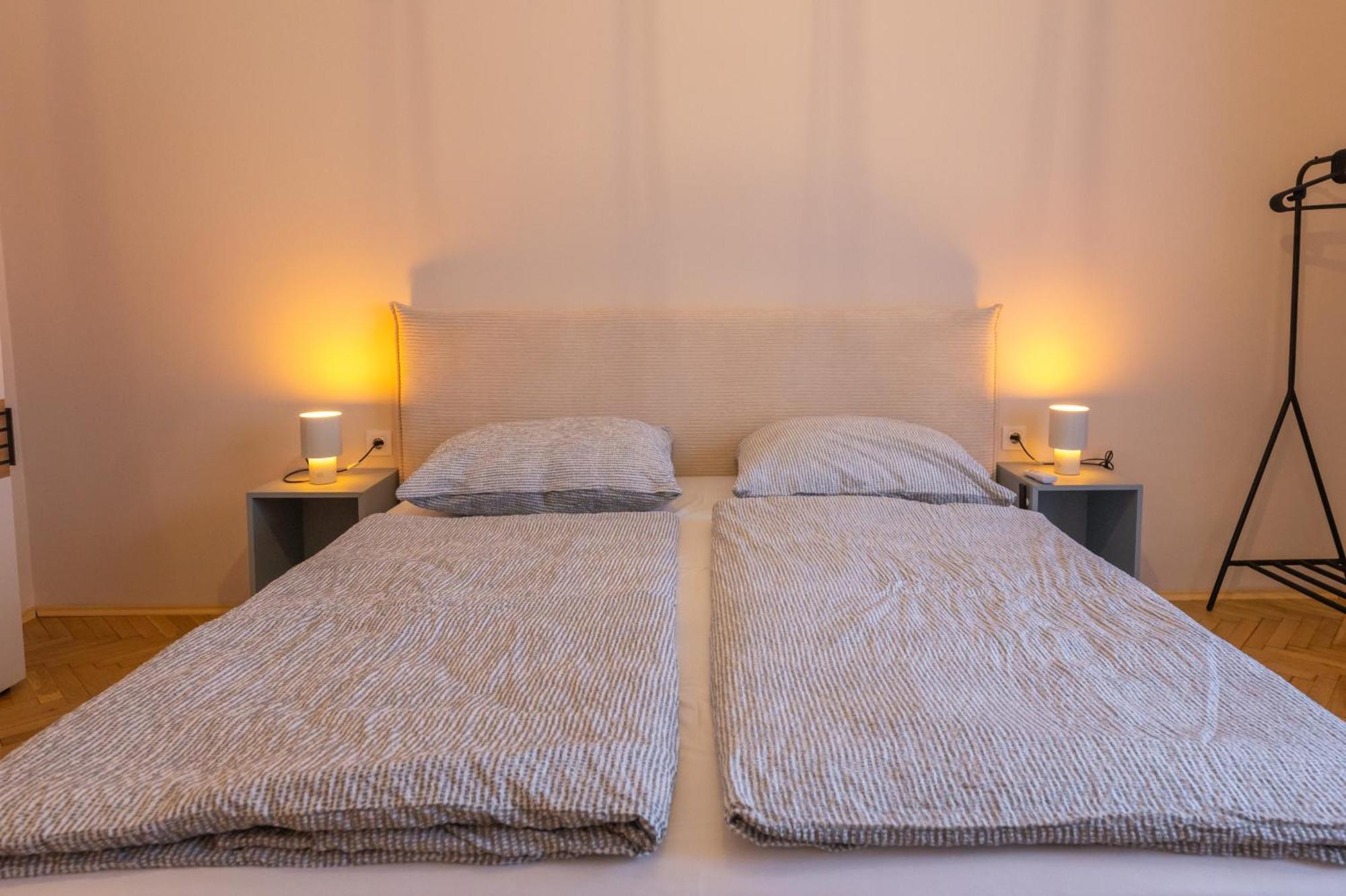 D6 Apartments Siofok Ngoại thất bức ảnh